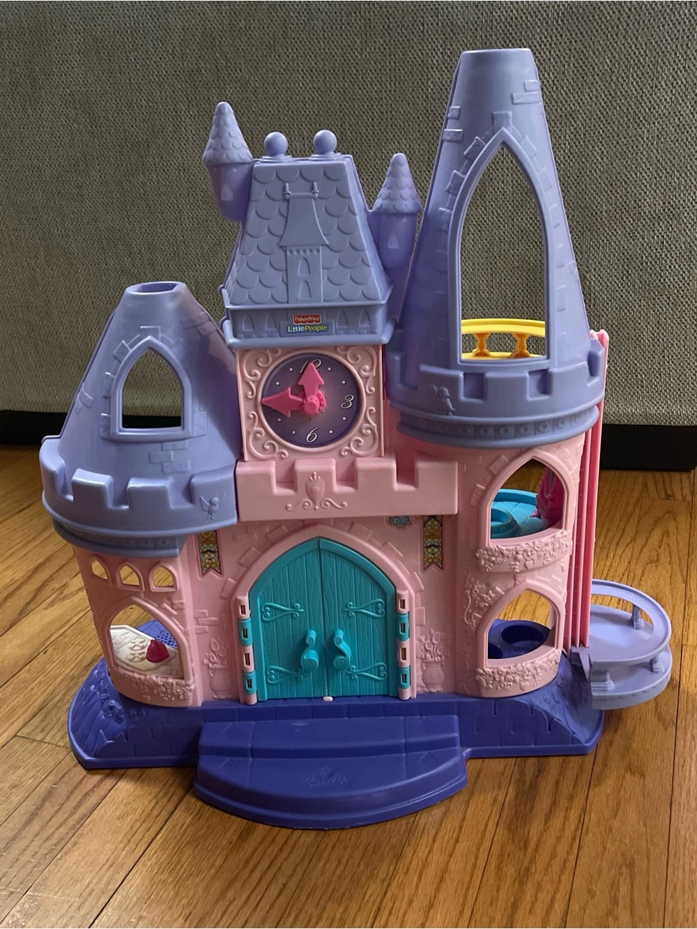 VINTAGE Fisher Price Little People Princess Song Palace (Castle) - RETIRED RARE